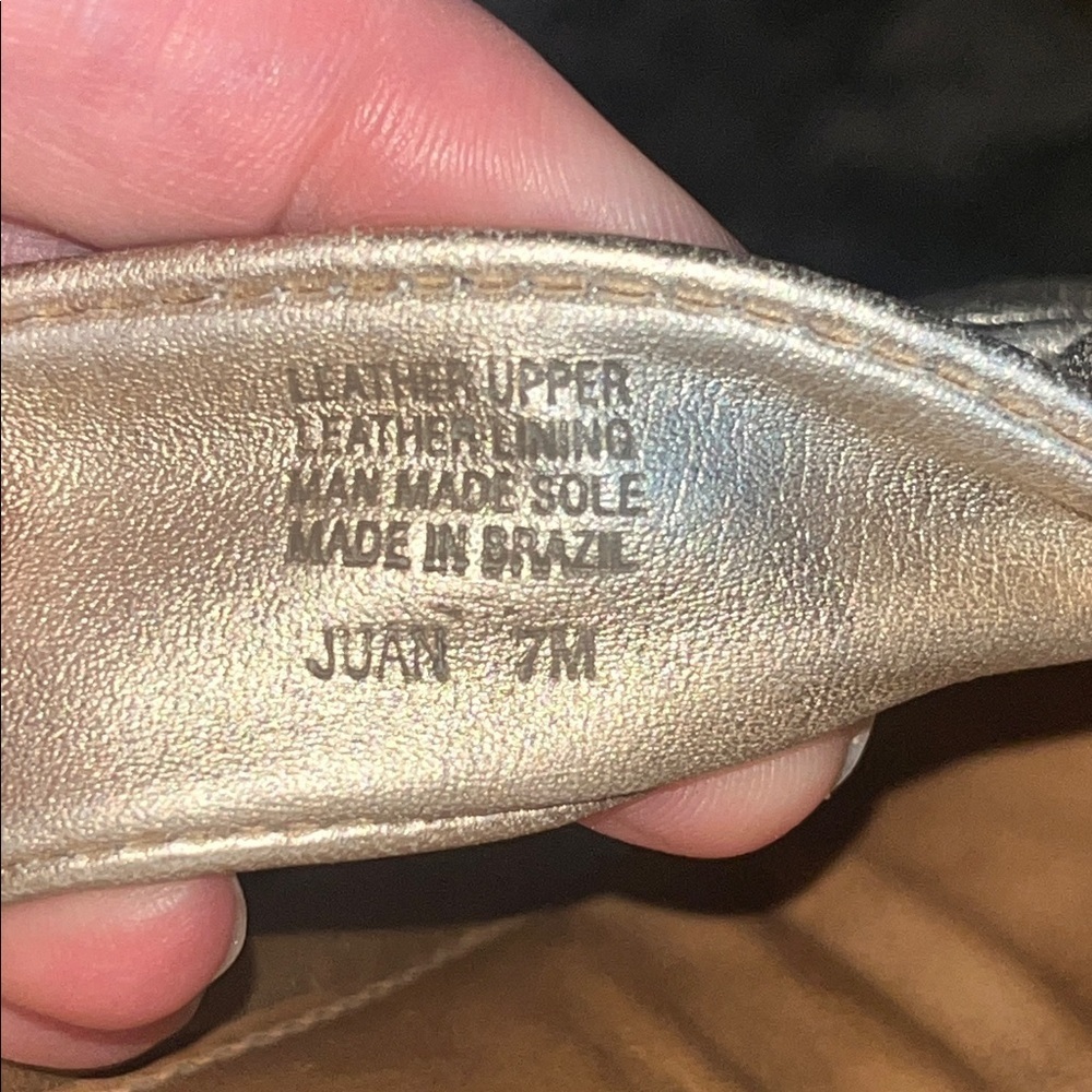 Nurture women’s Elegant gold leather Wedge Sandals size 7 - Picture 6 of 7